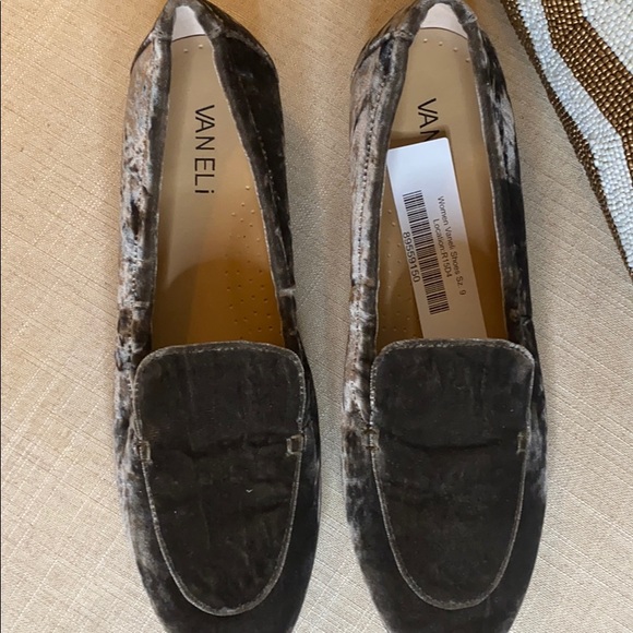 Van Eli Velvet Shoes - Picture 3 of 6